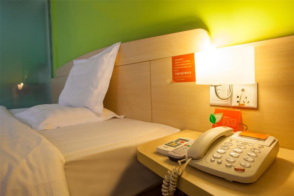 7Days Inn Chengdu North Railway Station Ngoại thất bức ảnh